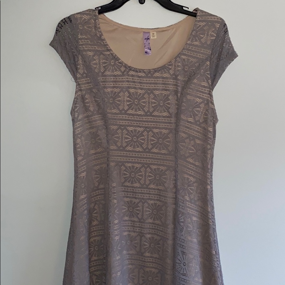 Dress - Picture 2 of 4